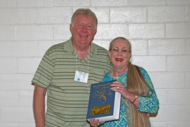 Joe and  Carolyn Hoelsher